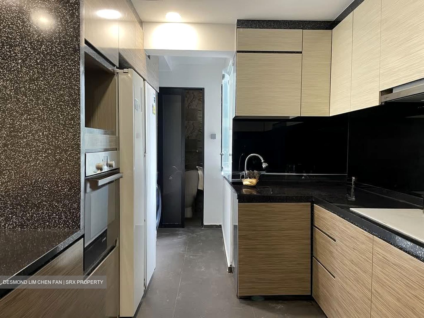 Grandeur 8 (D20), Condominium #586232171